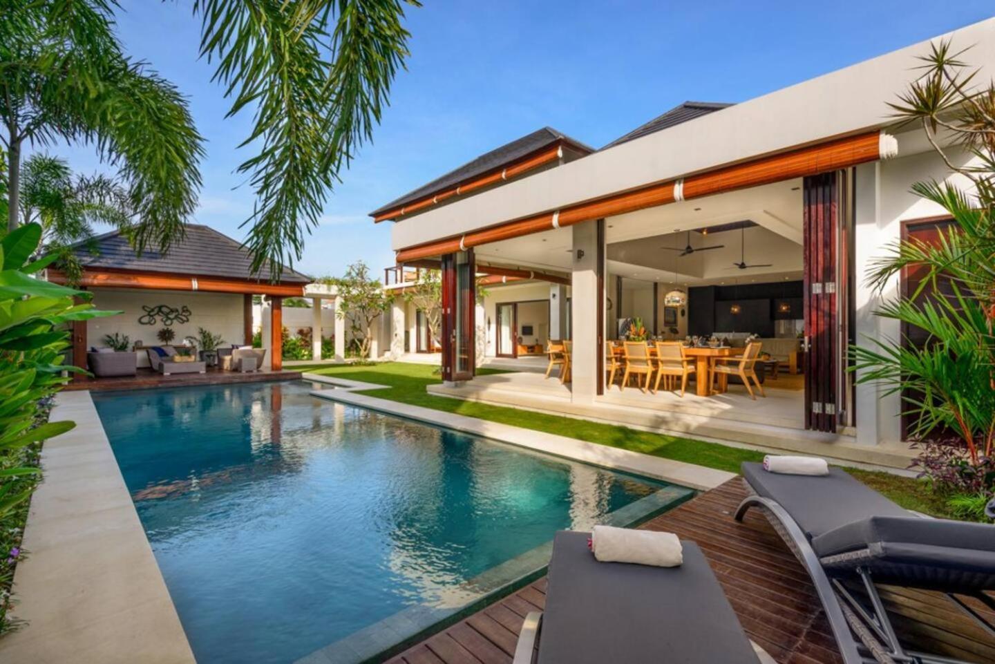 The Maya, Stunning 4Br Family Villa Canggu Exterior foto